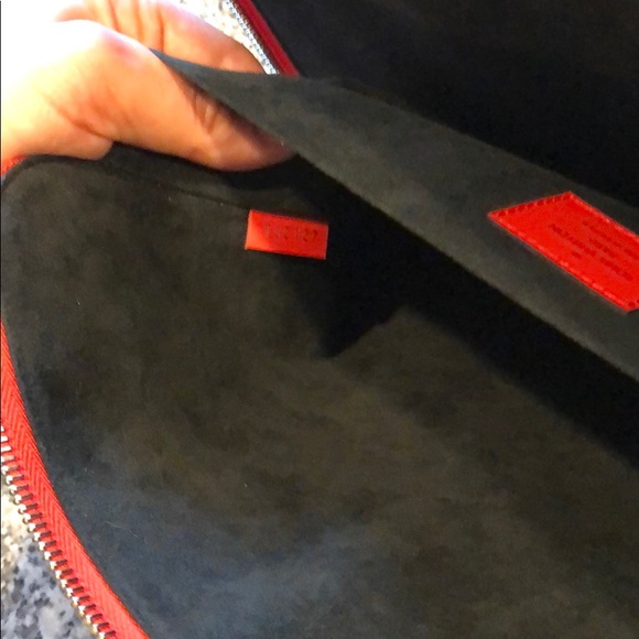 L Louis Vuitton Supreme Pochette Jour Epi Leather - Picture 7 of 7